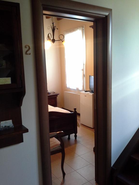 Le Stanze Sul Po Bed & Breakfast Ferrara Oda fotoğraf