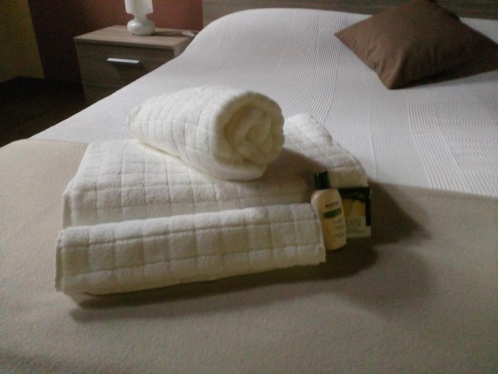 Le Stanze Sul Po Bed & Breakfast Ferrara Dış mekan fotoğraf